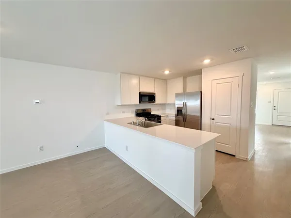 $1,890 | 1332 Alfred Street, Howe, TX 75459