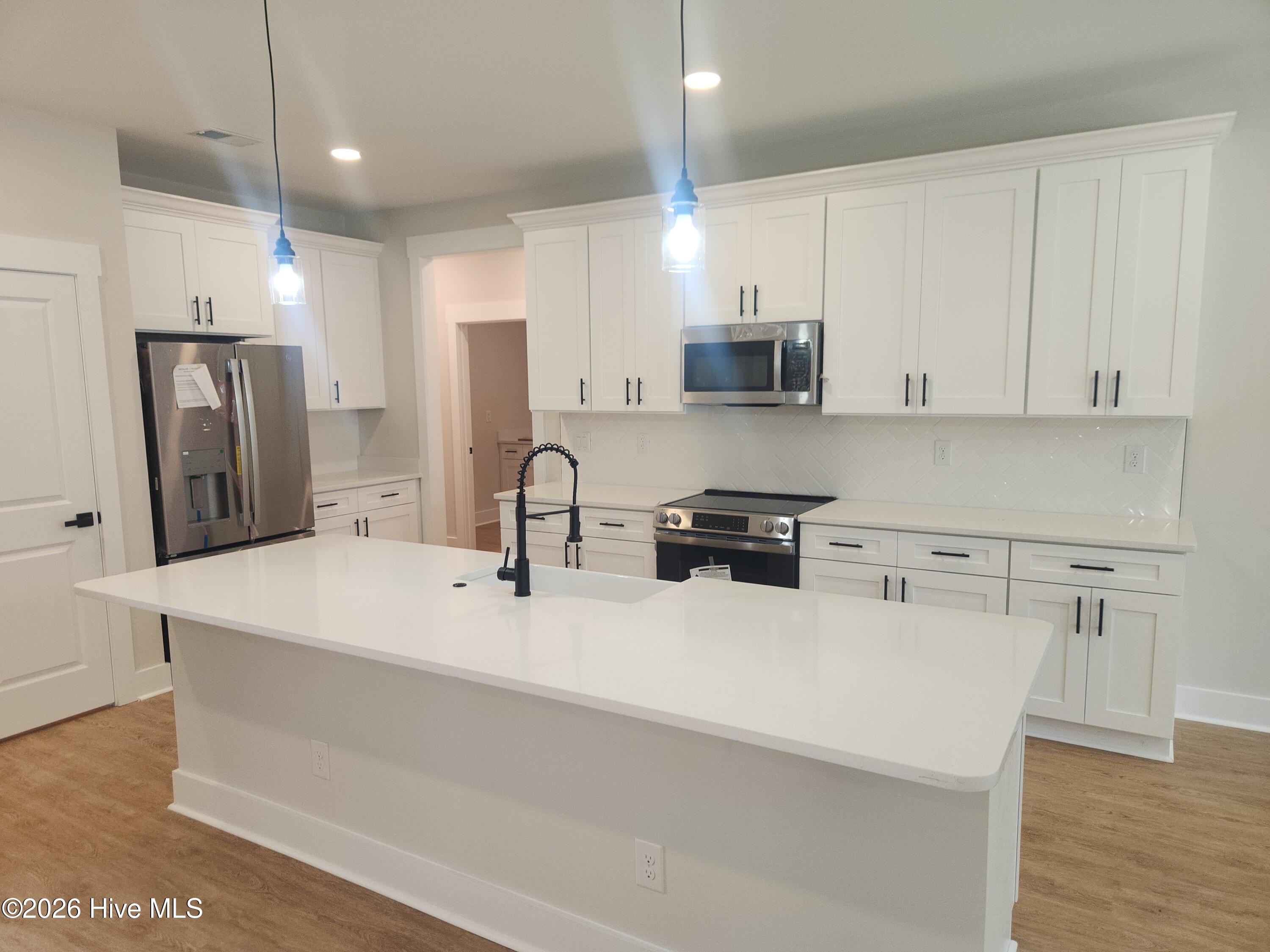 671 Boundary Loop Road Northwest Calabash, NC 28467 - Photo 19 of 47 20260106_123021