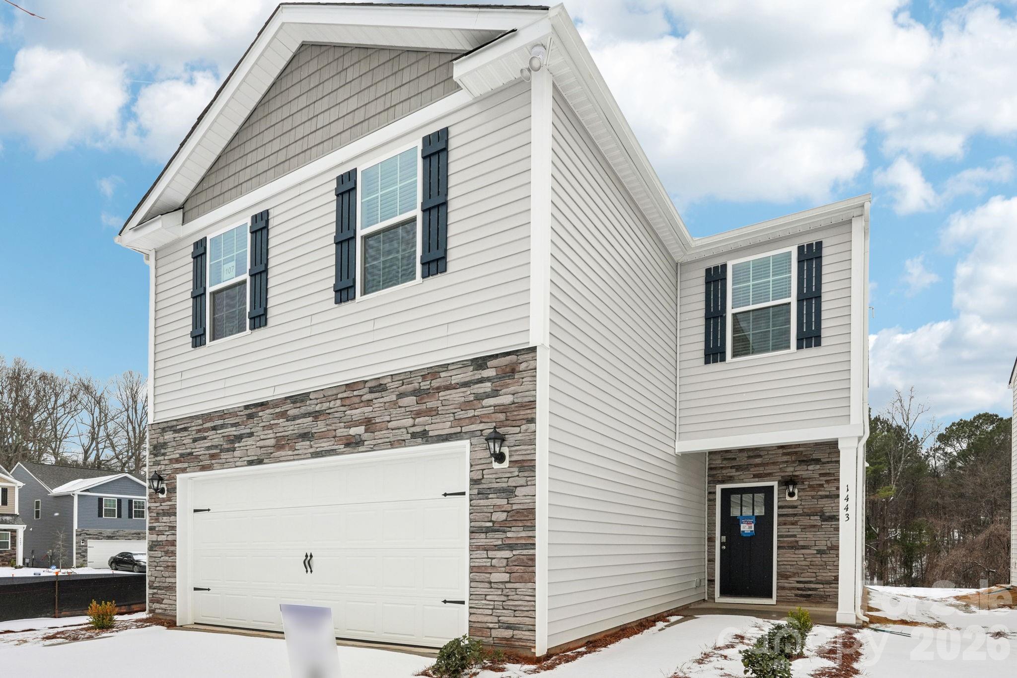 1443 Mammoth Road Hickory, NC 28602 - Photo 2 of 35