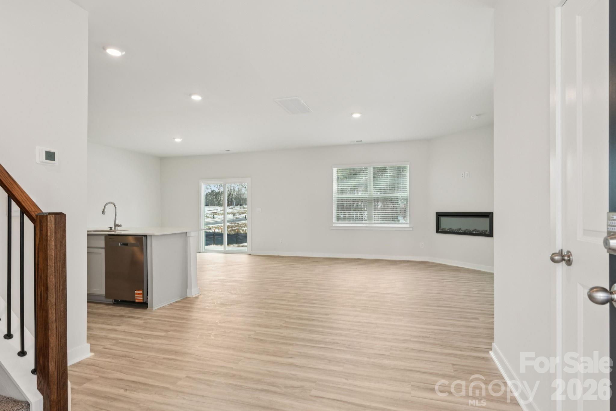 1443 Mammoth Road Hickory, NC 28602 - Photo 3 of 35