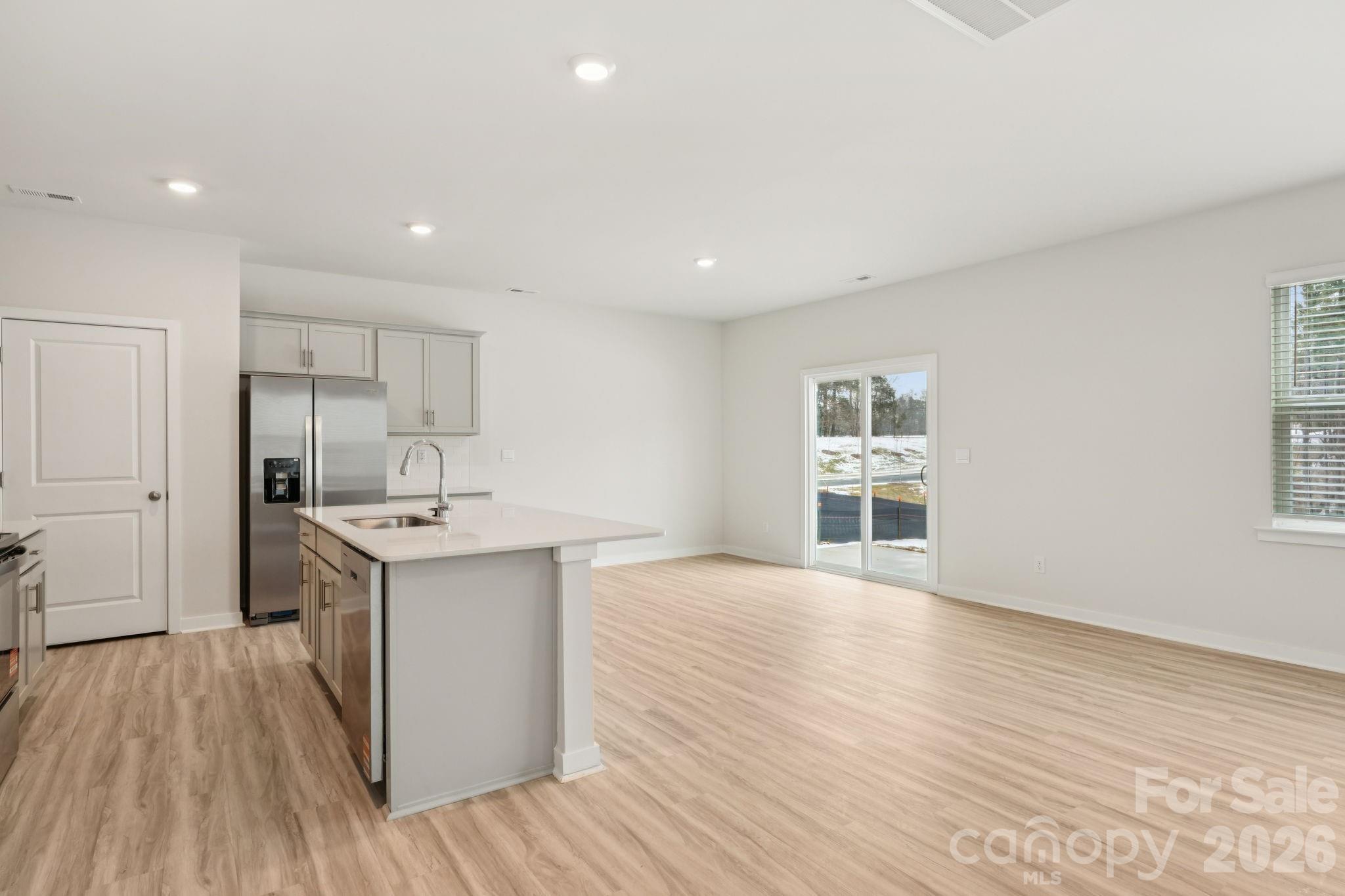 1443 Mammoth Road Hickory, NC 28602 - Photo 5 of 35