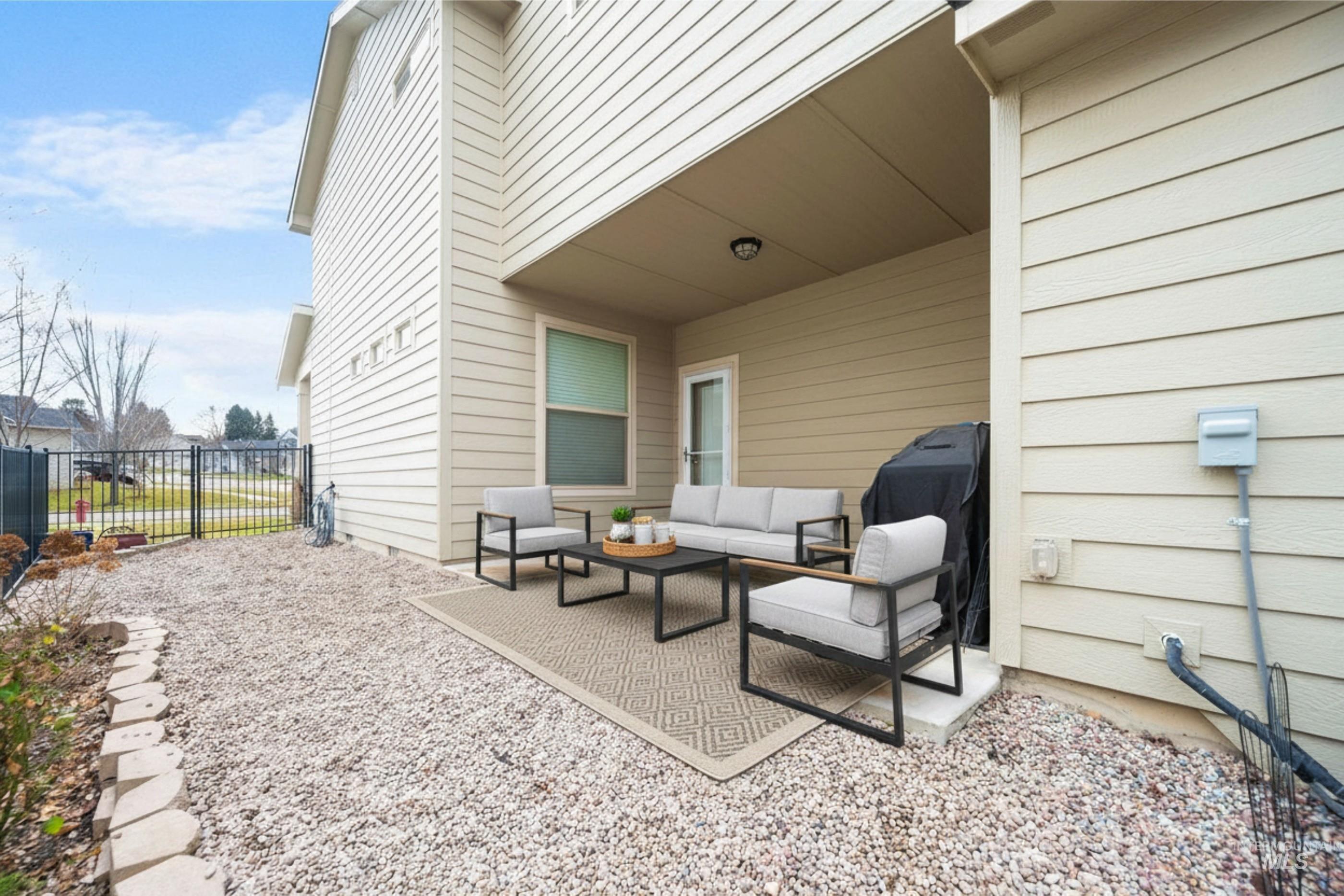 1802 West Heavy Timber Drive Meridian, ID 83642 - Photo 27 of 33