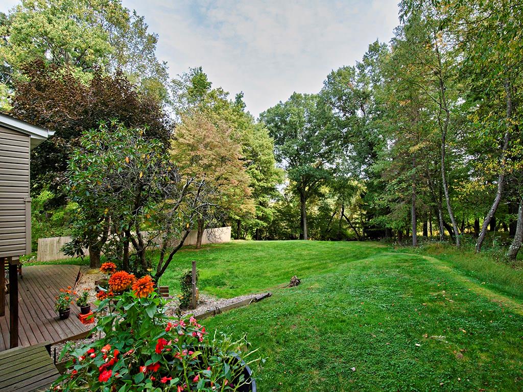 413 Spring St Extension Mars, PA 16046 - Photo 7 of 22 Side View, Looking onto the Back Yard.