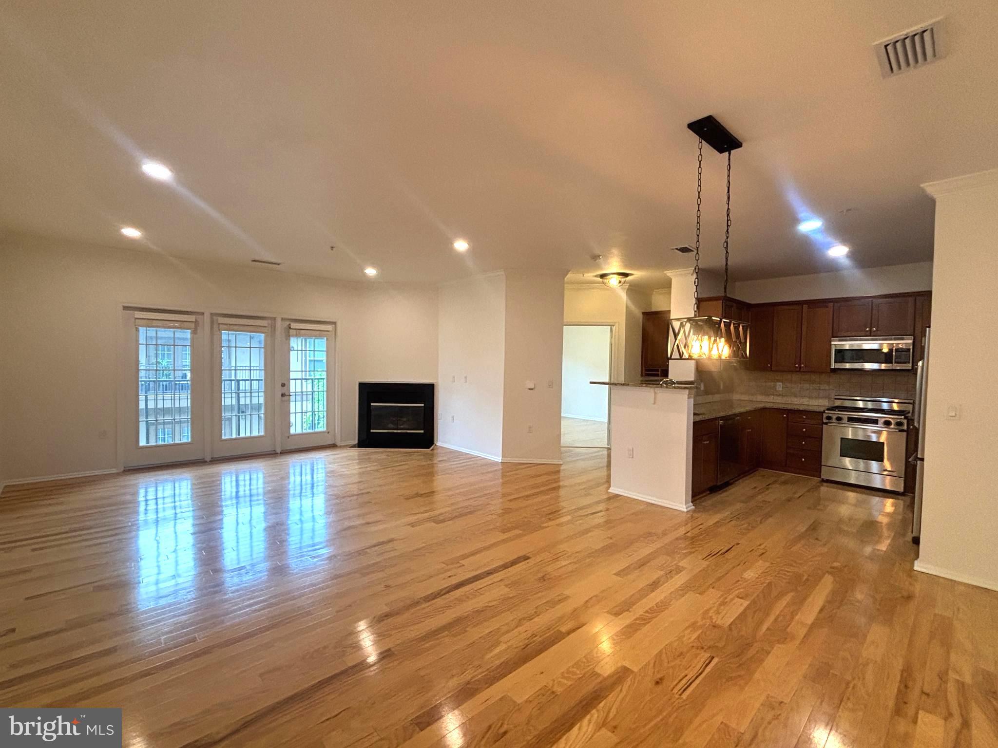 11800 Old Georgetown Road, Unit 1407 North Bethesda, MD 20852 - Photo 2 of 34