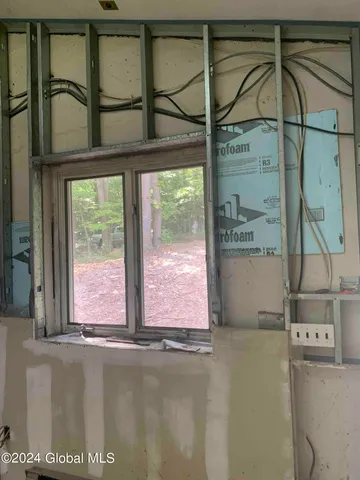 $198,800 | 50 Frieda's Hill Lane, Rensselaerville, NY 12469