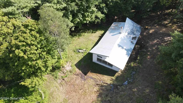 $198,800 | 50 Frieda's Hill Lane, Rensselaerville, NY 12469