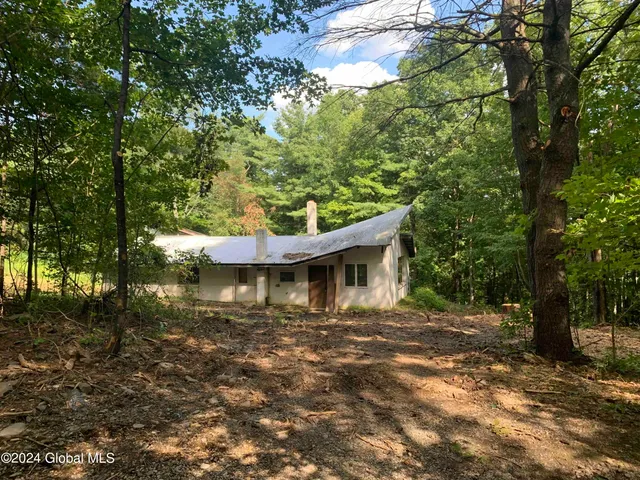 $198,800 | 50 Frieda's Hill Lane, Rensselaerville, NY 12469