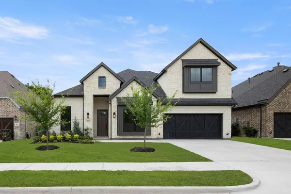 $549,990 | 3060 Farmhouse Drive, Midlothian, TX 76065