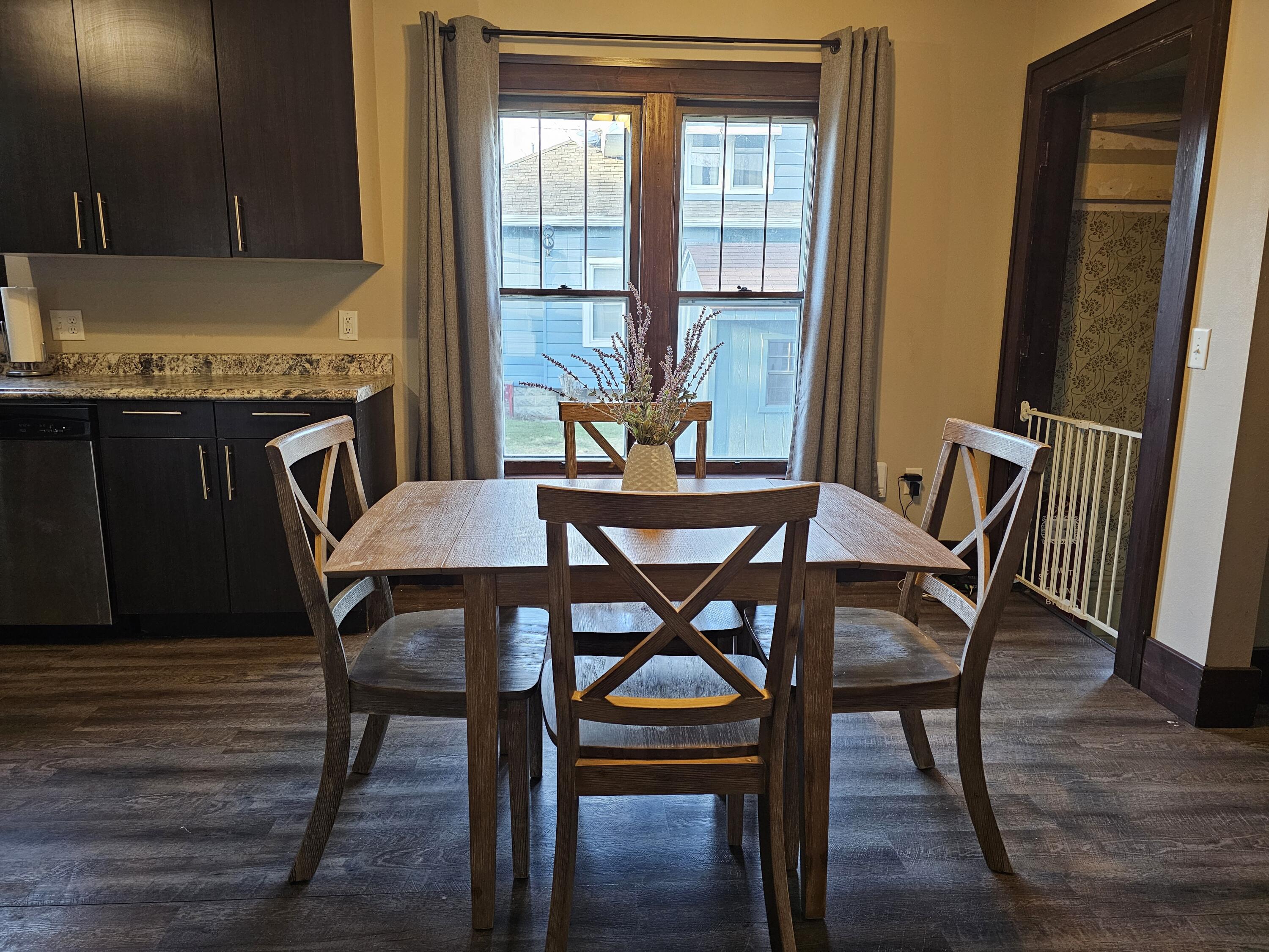 306 South K Street Sparta, WI 54656 - Photo 17 of 41 Dining in kitchen