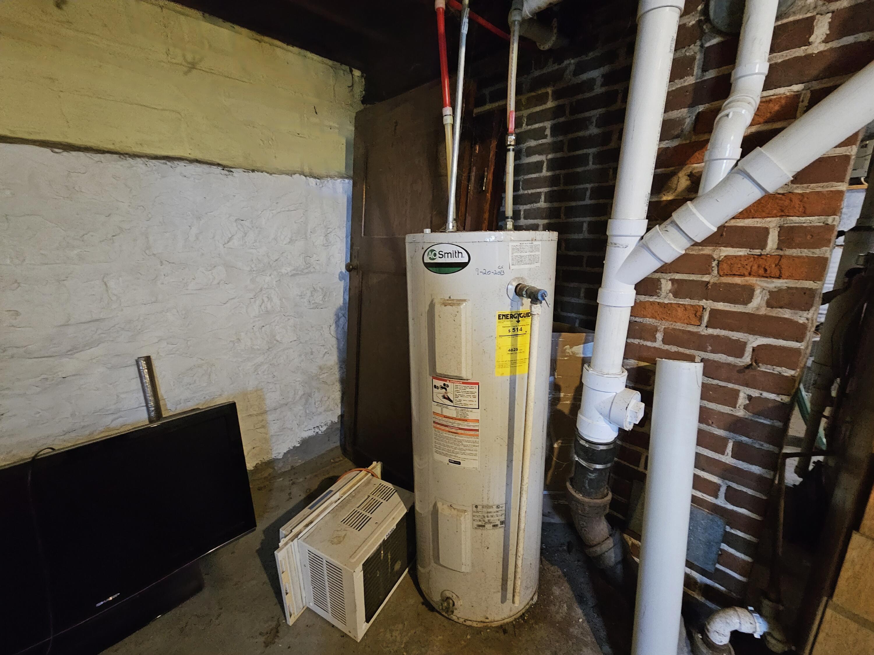 306 South K Street Sparta, WI 54656 - Photo 39 of 41 Water heater