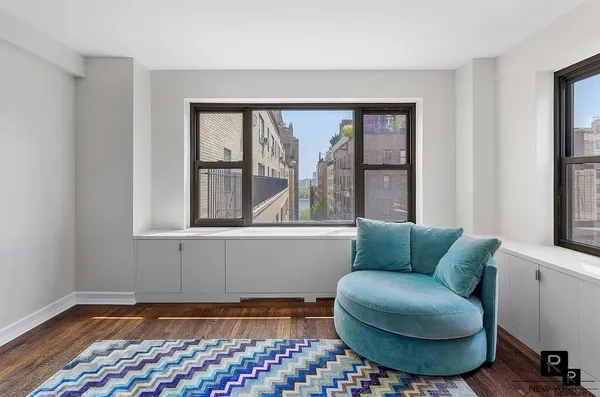 $12,995 | 400 East 52nd Street, Unit 9F | Midtown East