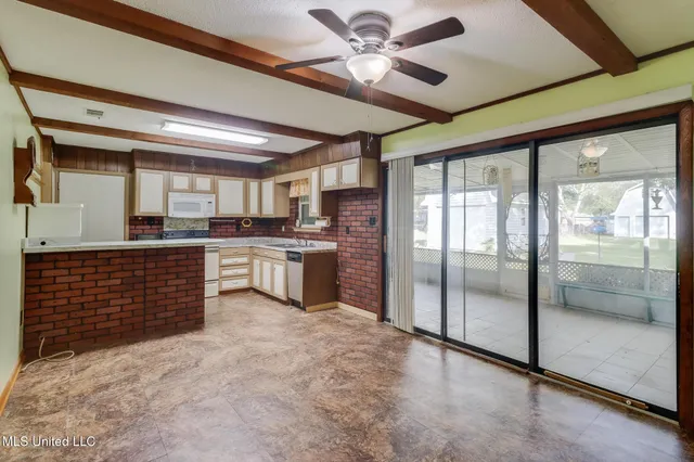 $205,900 | 21 Cottonwood Court, D'Iberville, MS 39540