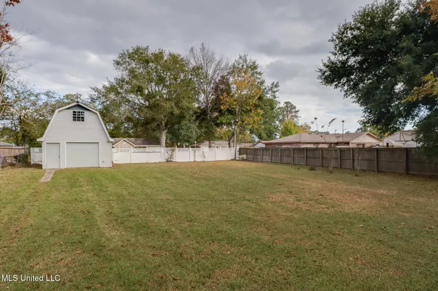 $205,900 | 21 Cottonwood Court, D'Iberville, MS 39540