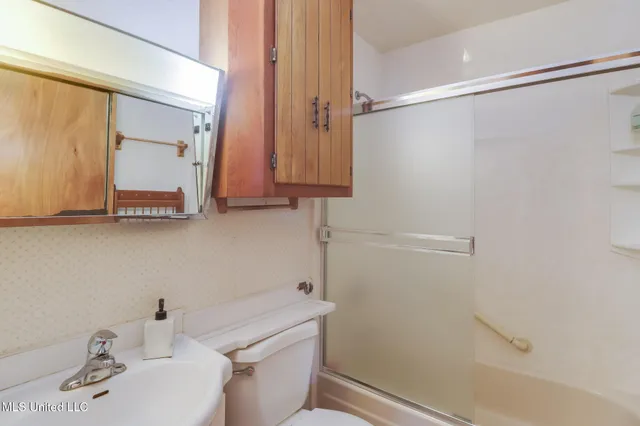 $205,900 | 21 Cottonwood Court, D'Iberville, MS 39540