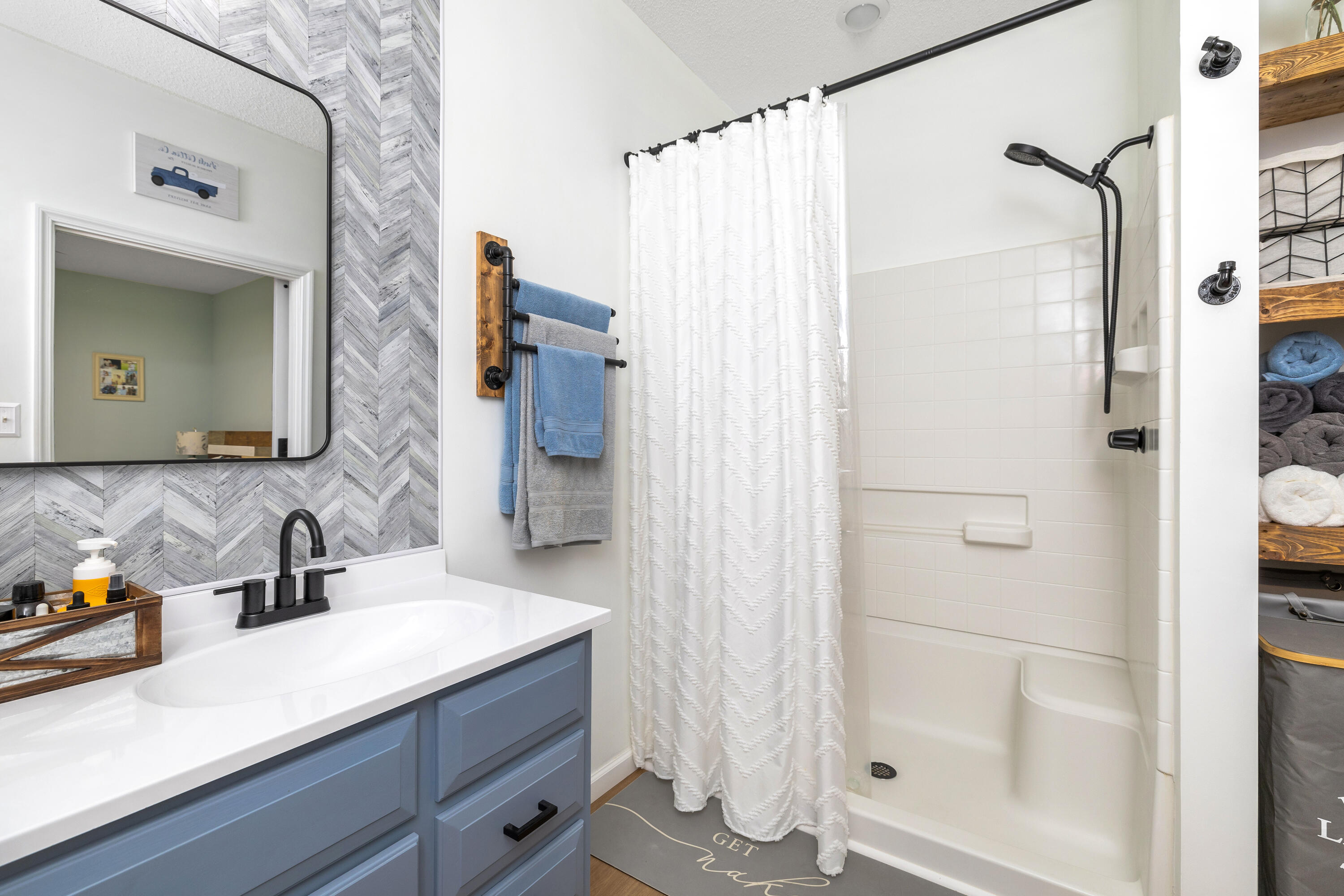 1090 Winding Pond Road Manning, SC 29102 - Photo 36 of 59 OWNER'S BATHROOM