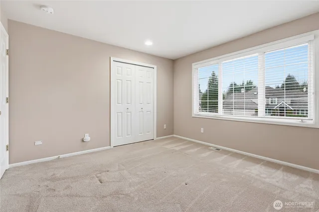 $4,800 | 1748 268th Place Southeast, Sammamish, WA 98075