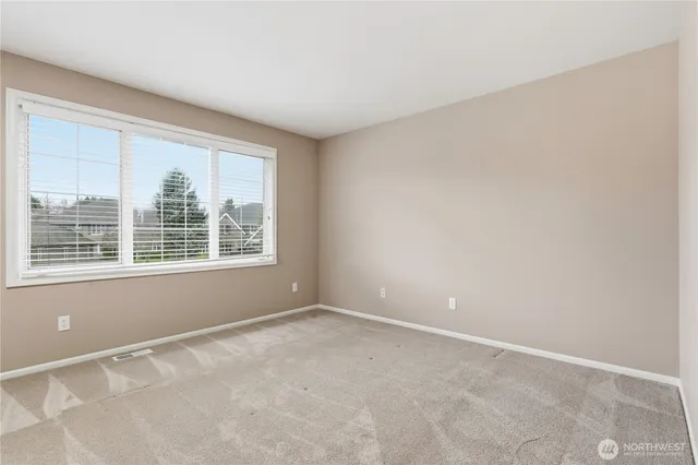 $4,800 | 1748 268th Place Southeast, Sammamish, WA 98075