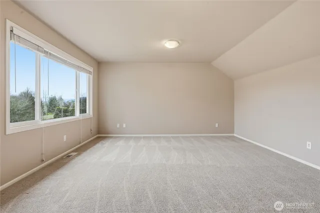 $4,800 | 1748 268th Place Southeast, Sammamish, WA 98075