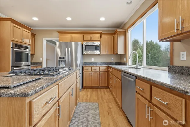 $4,800 | 1748 268th Place Southeast, Sammamish, WA 98075