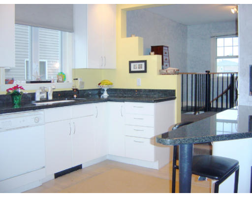 12 Wyman Road Marblehead, MA 01945 - Photo 6 of 11 Gallery Image 6