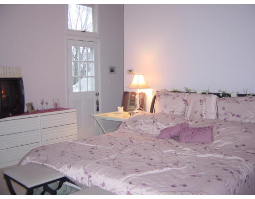 12 Wyman Road Marblehead, MA 01945 - Photo 7 of 11 Gallery Image 7