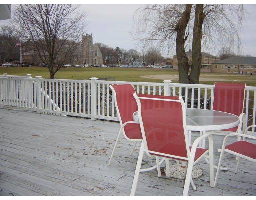 12 Wyman Road Marblehead, MA 01945 - Photo 10 of 11 Gallery Image 10