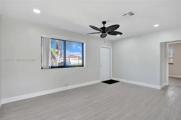 $2,600 | 136 Miami Gardens Road, West Park, FL 33023