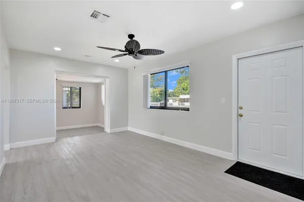 $2,600 | 136 Miami Gardens Road, West Park, FL 33023