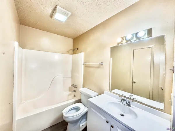$1,000 | 1411 Cottondale Drive, Unit A, Baton Rouge, LA 70815