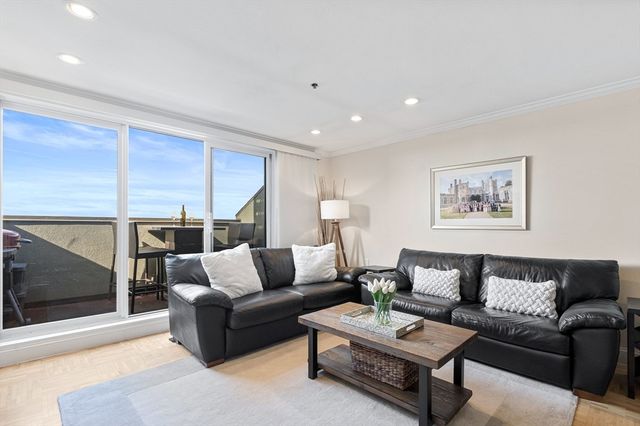 $1,190,000 | 357 Commercial Street, Unit 813, Boston, MA 02109