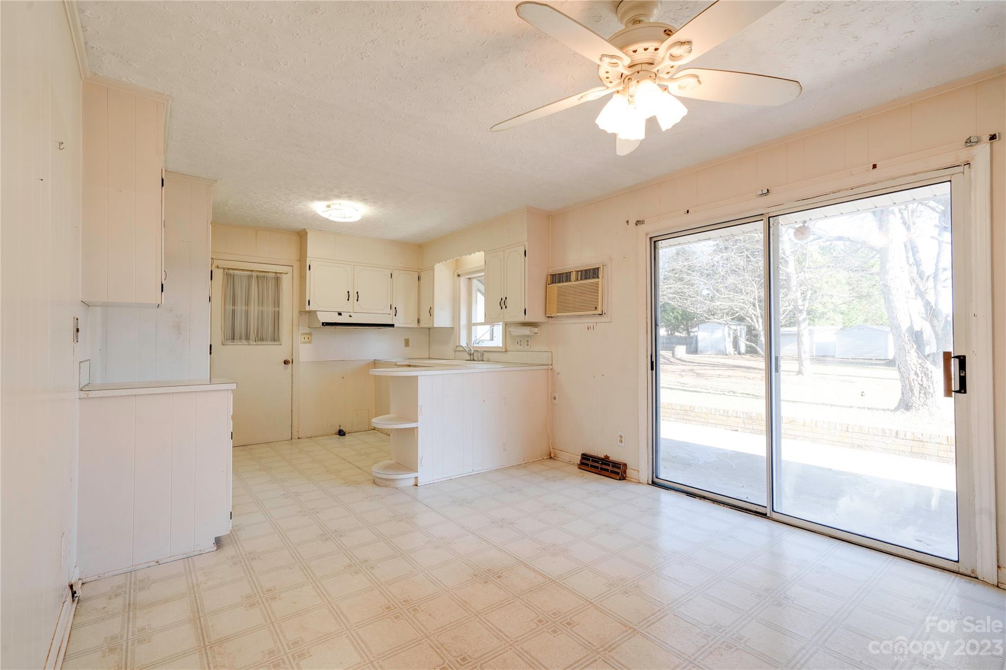 1604 Fallston Road Shelby, NC 28150 - Photo 11 of 40 Gallery Image 11