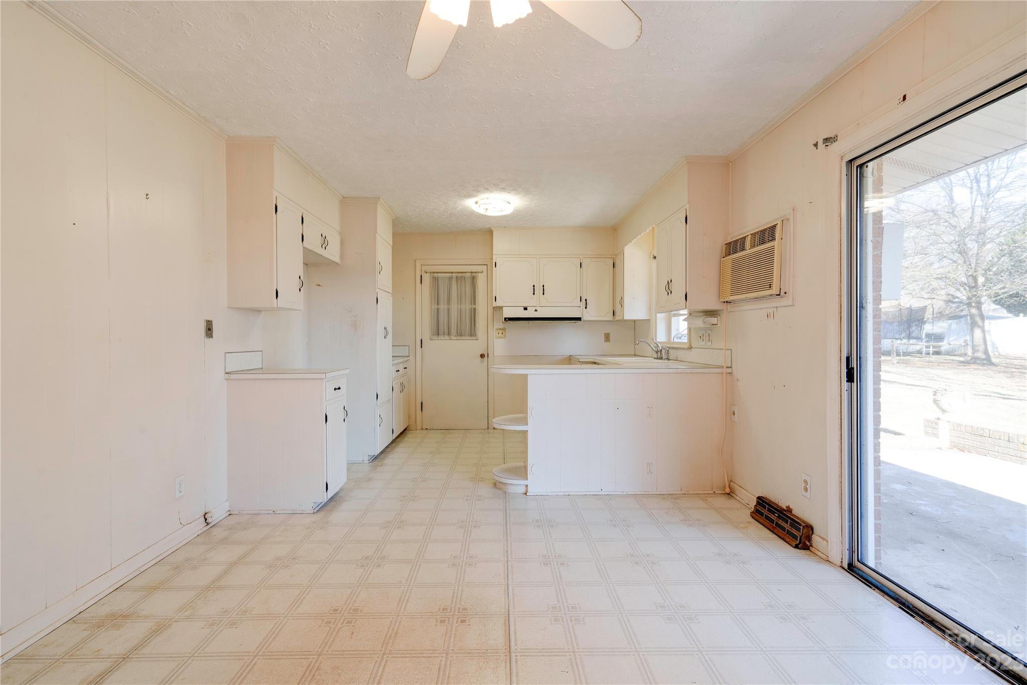 1604 Fallston Road Shelby, NC 28150 - Photo 12 of 40 Gallery Image 12
