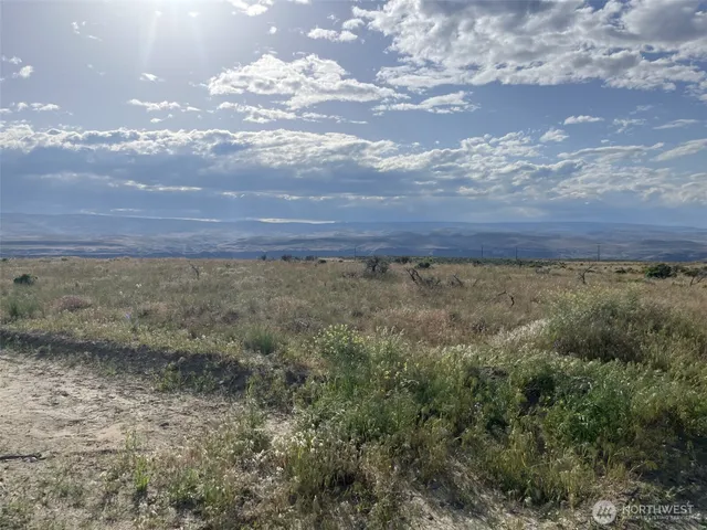 $199,950 | 23290 Southwest Sage Loop, Quincy, WA 98848