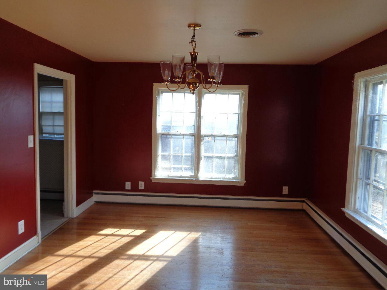 211 Ferndale Road Aberdeen, MD 21001 - Photo 6 of 29 Dining Room