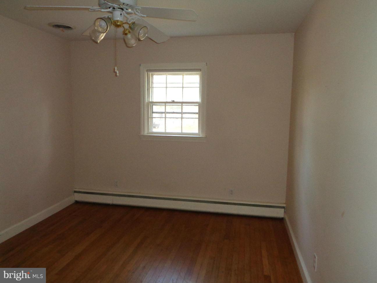 211 Ferndale Road Aberdeen, MD 21001 - Photo 10 of 29 Bedroom Main 2