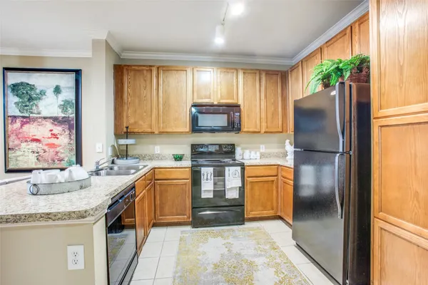 $996 | 10221 Centrepark Drive, Unit B1435, Houston, TX 77043