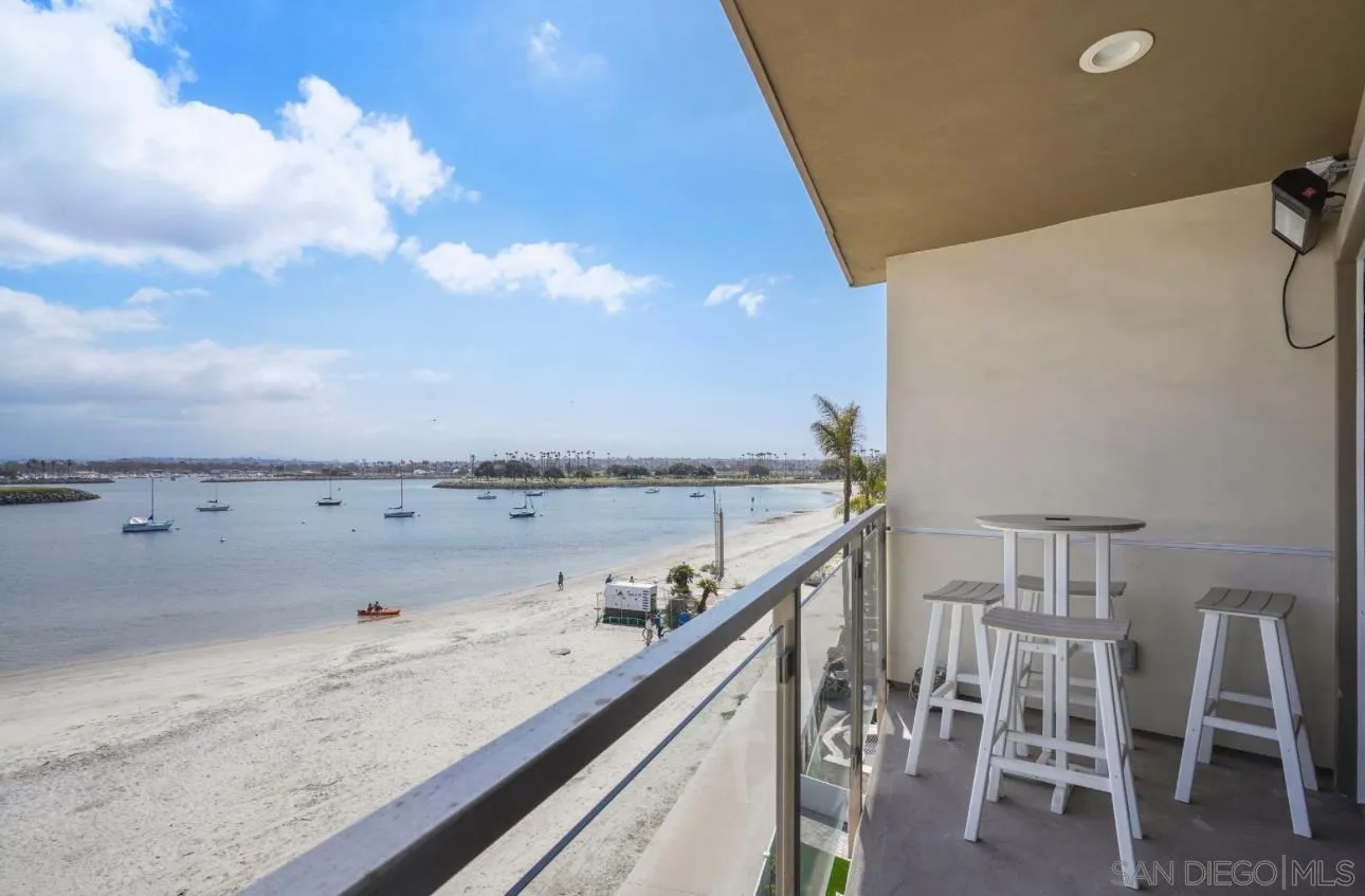 2820 Bayside Walk, Unit 2 San Diego, CA 92109 - Photo 3 of 16 a view of roof deck with wooden fence