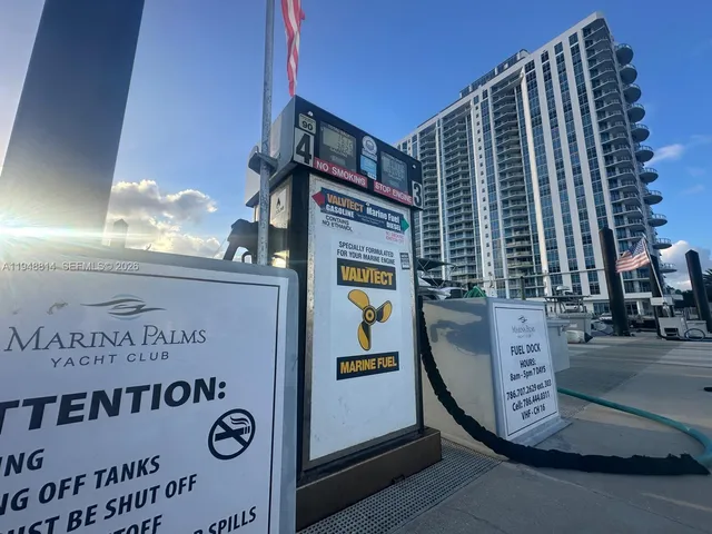 $330,000 | 17211 Biscayne Boulevard, Unit 51, North Miami Beach, FL 33160