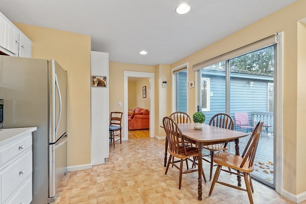 31 Barnard Road Worcester, MA 01605 - Photo 12 of 36