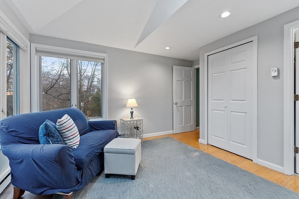 31 Barnard Road Worcester, MA 01605 - Photo 17 of 36