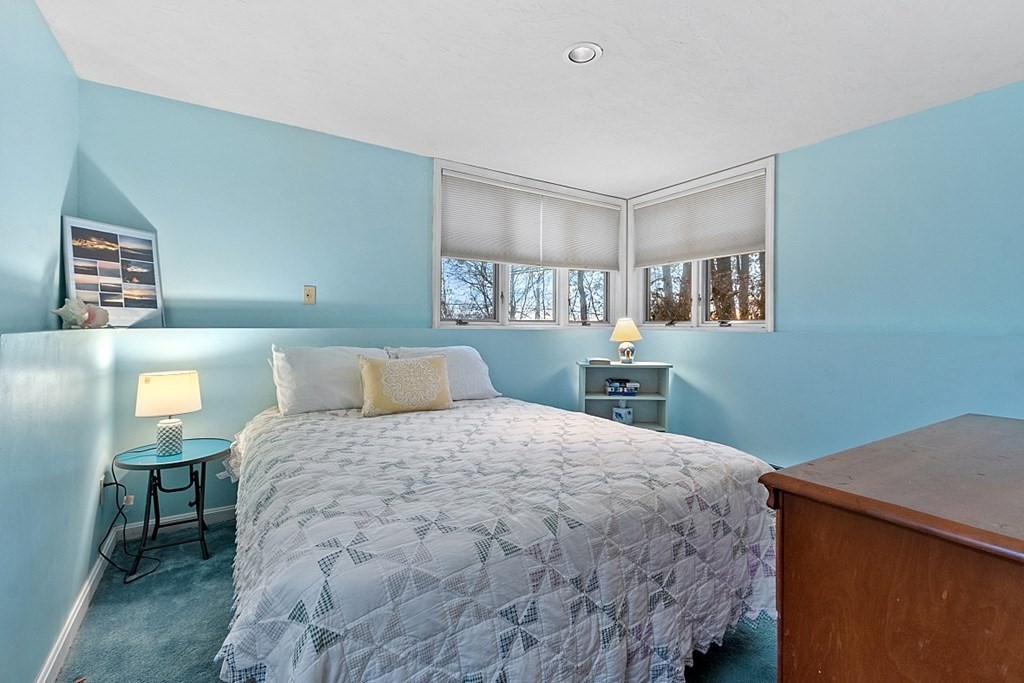 31 Barnard Road Worcester, MA 01605 - Photo 21 of 36