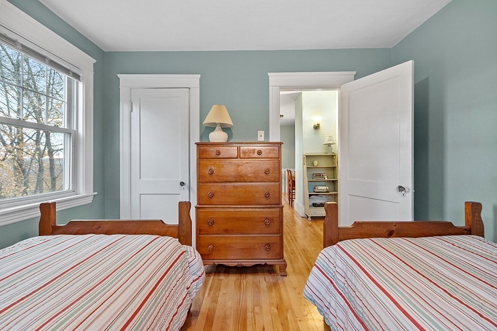 31 Barnard Road Worcester, MA 01605 - Photo 28 of 36