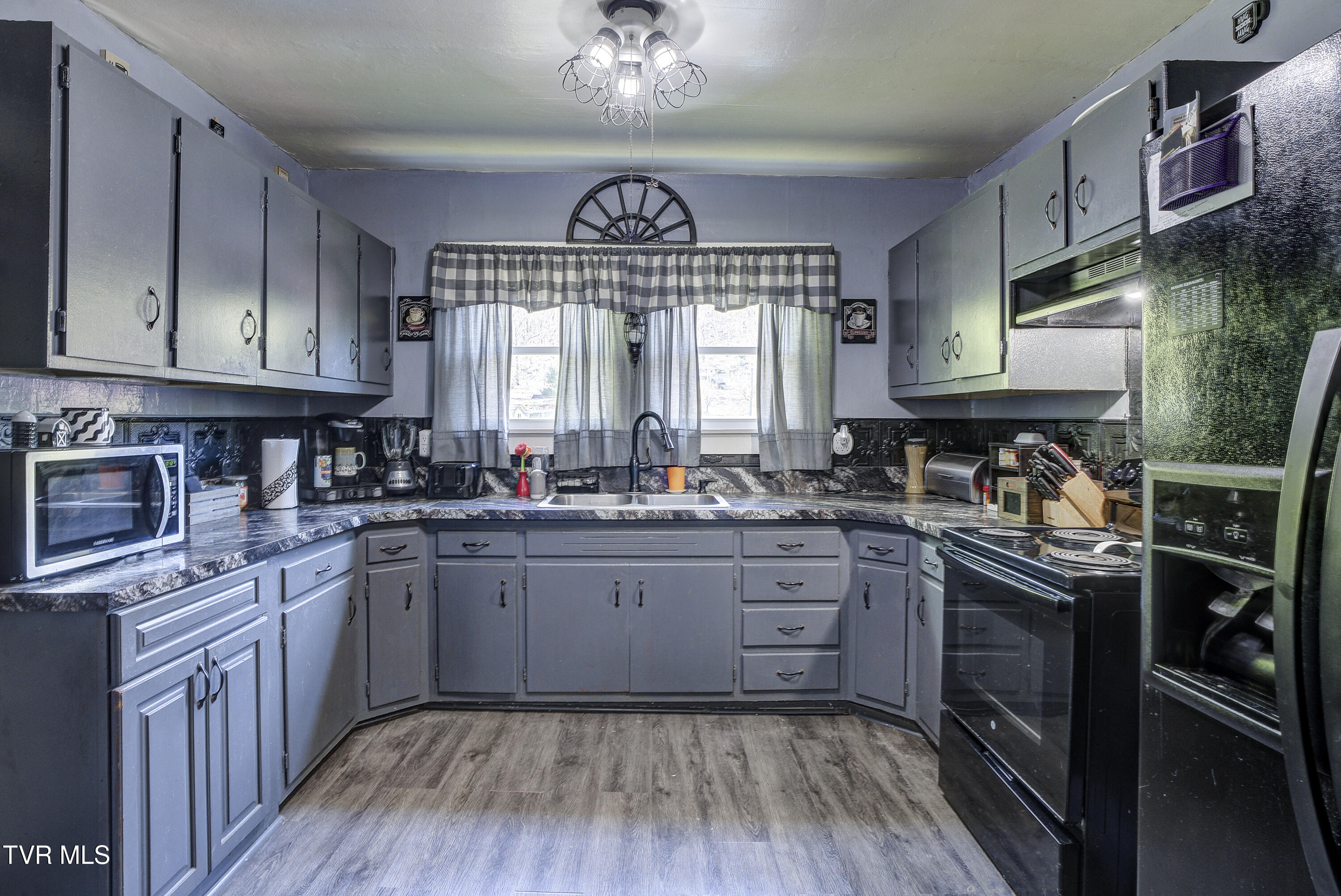 340 North Mohawk Drive Erwin, TN 37650 - Photo 22 of 28 Mohwak-13