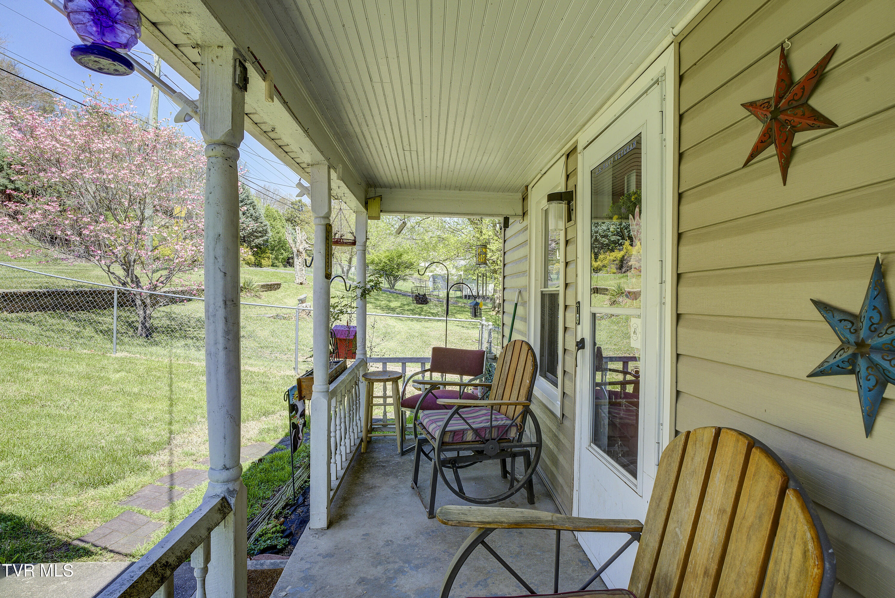 340 North Mohawk Drive Erwin, TN 37650 - Photo 5 of 28 Mohwak-21