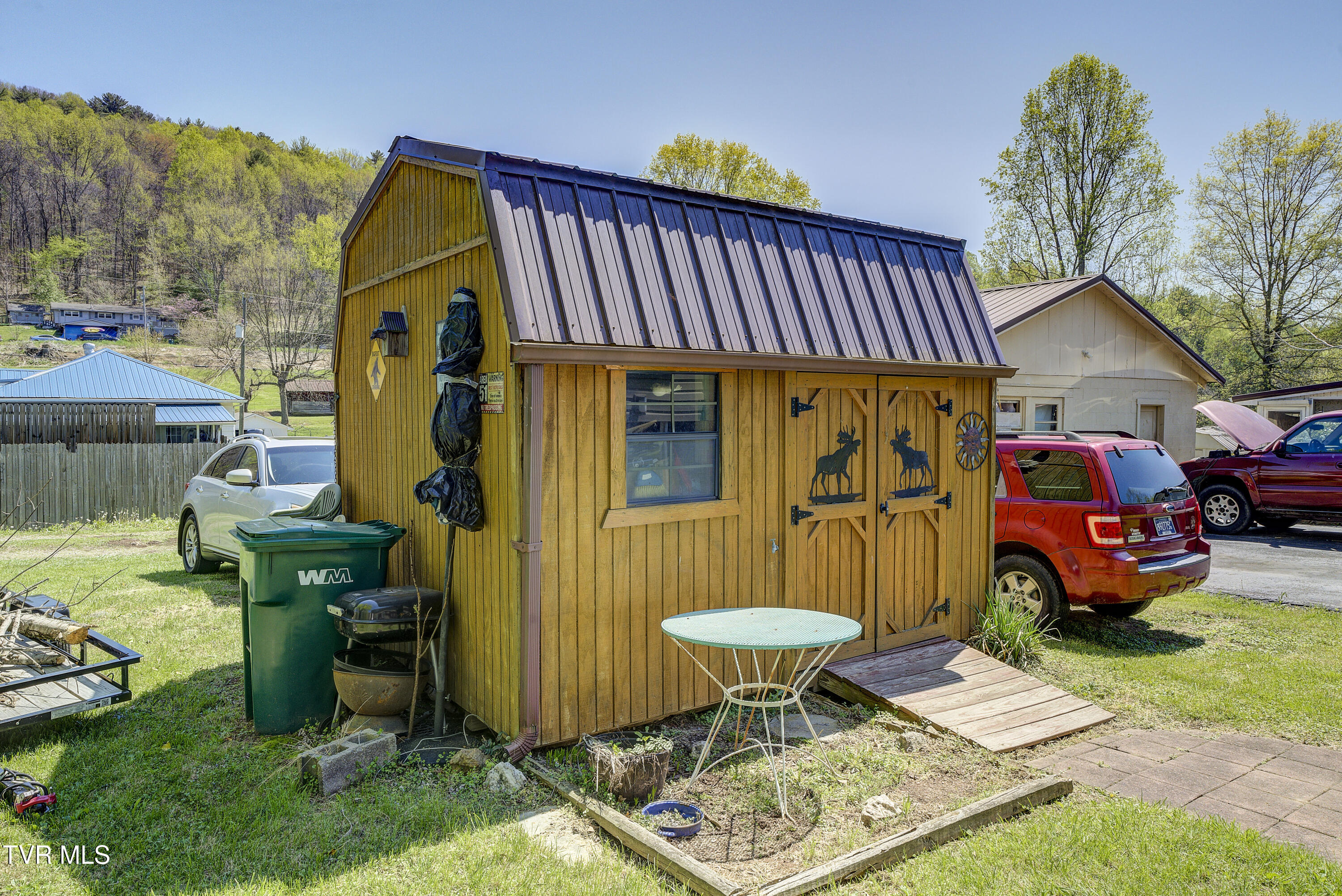 340 North Mohawk Drive Erwin, TN 37650 - Photo 9 of 28 Mohwak-30