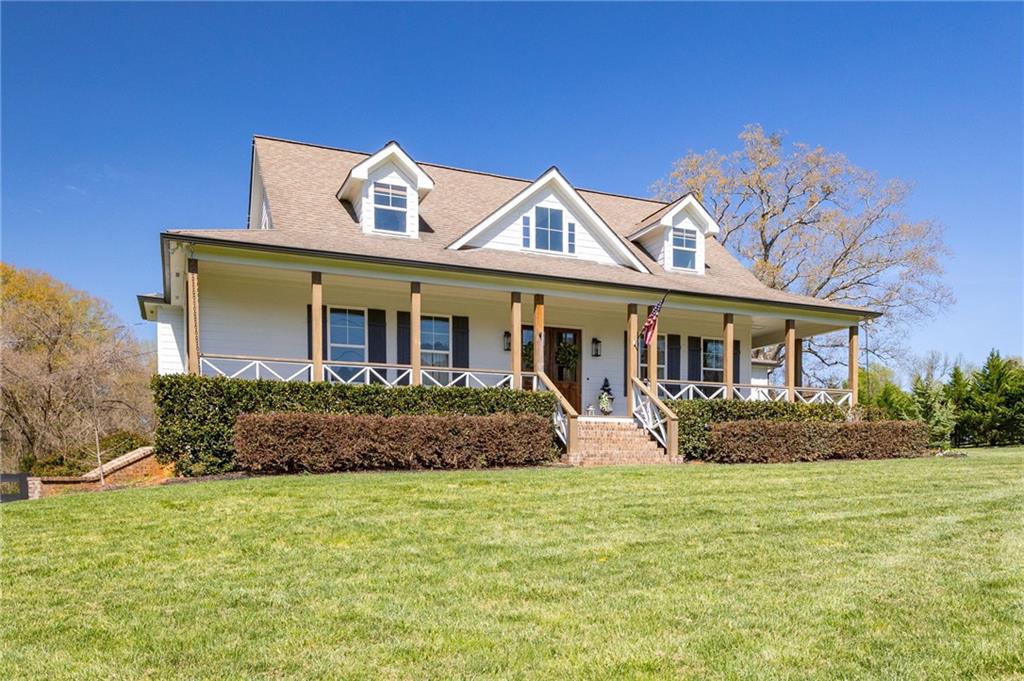 7093 Vaughn Road Woodstock, GA 30188 - Photo 2 of 86