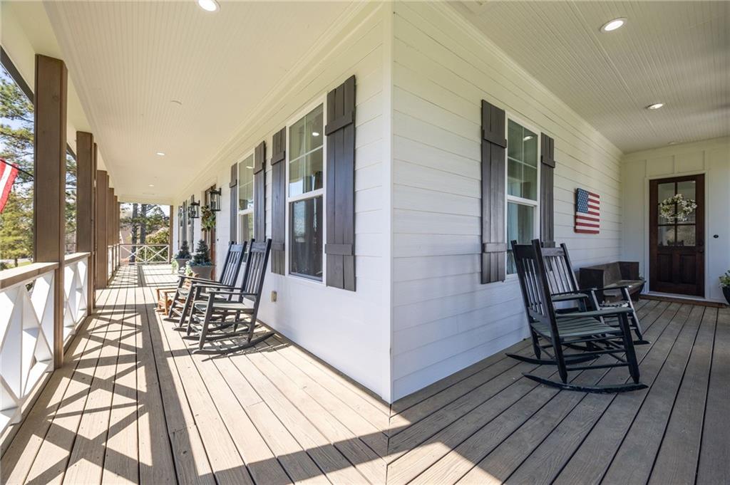 7093 Vaughn Road Woodstock, GA 30188 - Photo 7 of 86