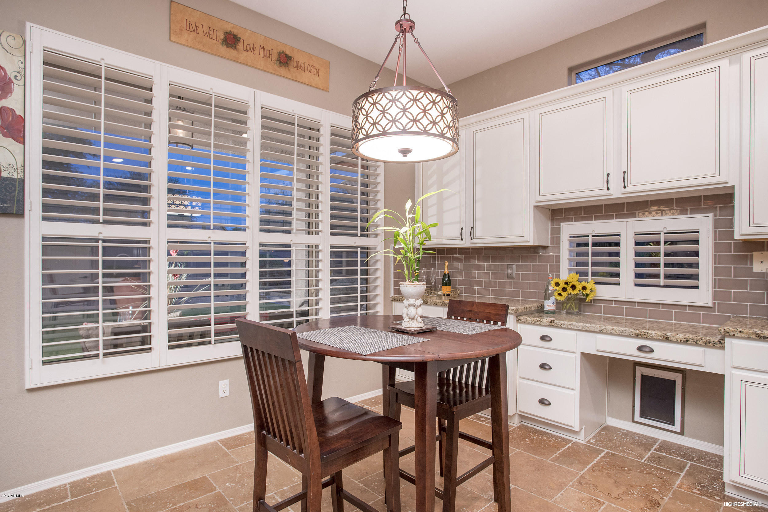 26203 North 44th Place Phoenix, AZ 85050 - Photo 17 of 32 Kitchen Dining