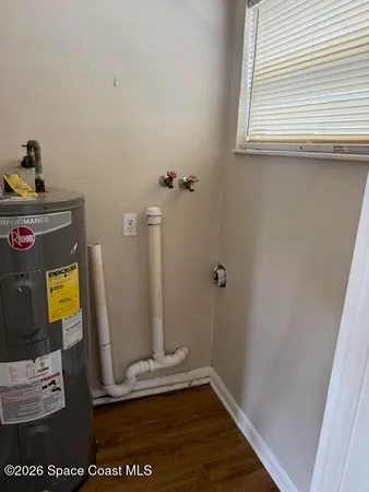 $1,100 | 230 South Robbins Avenue, Titusville, FL 32796