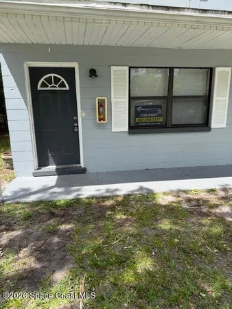 $1,100 | 230 South Robbins Avenue, Titusville, FL 32796